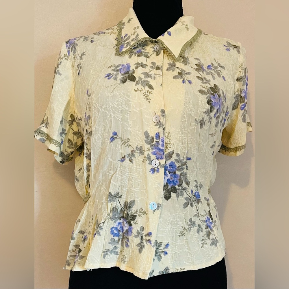Floral Short-Sleeve Button-Up Top in Cream with Blue Flowers.